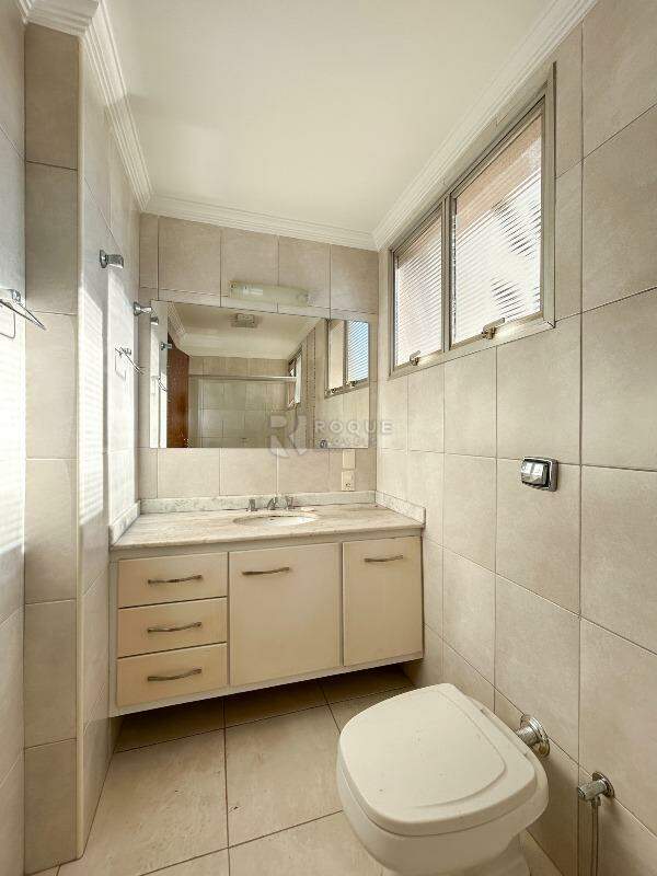 Apartamento para aluguel no bairro Centro: WC Suíte 