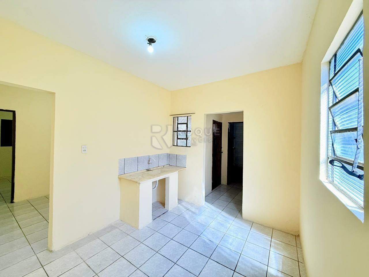 Casa Residencial para aluguel no bairro Parque Residencial Anavec: Cozinha