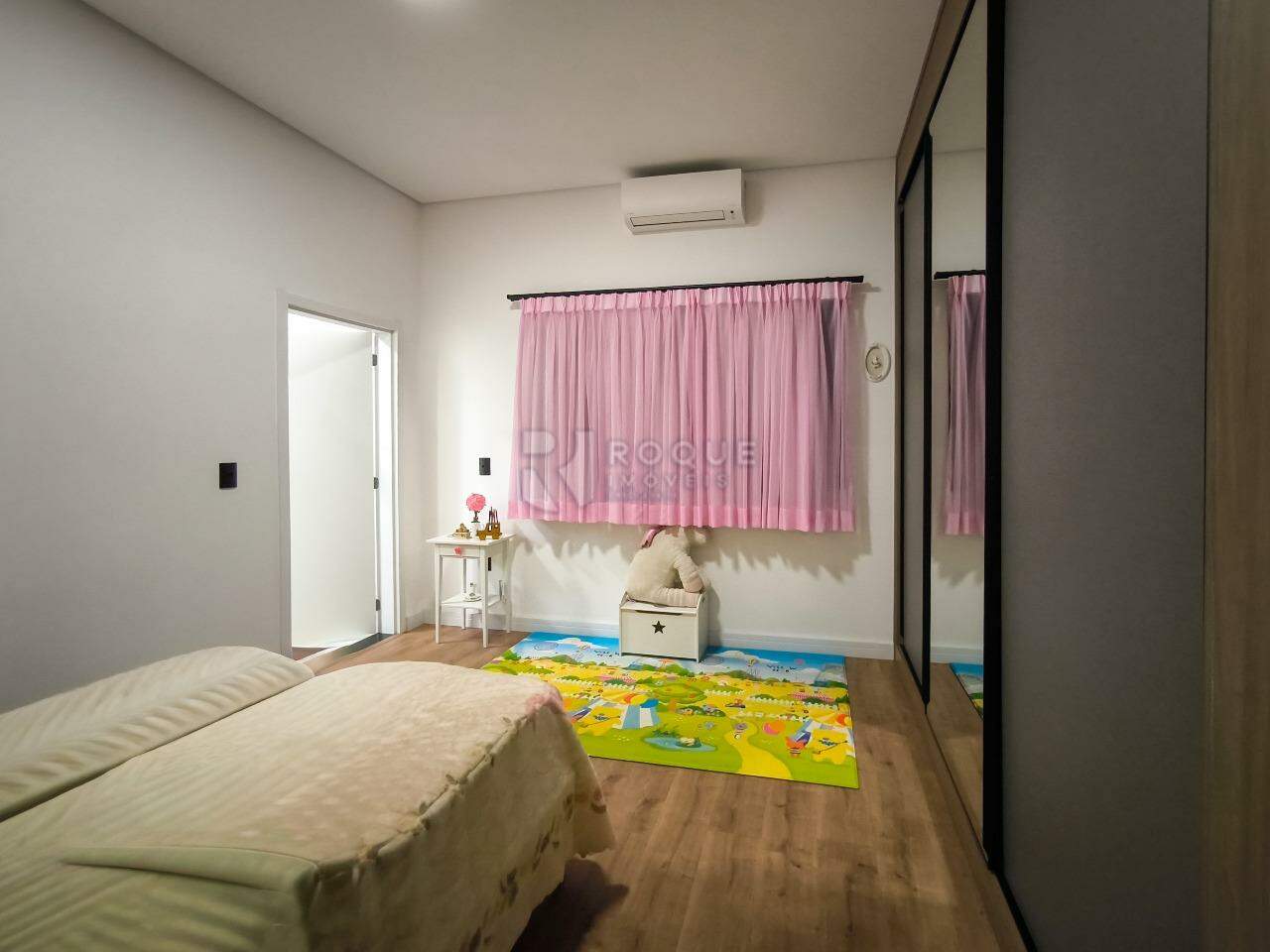 Casa em condomínio à venda no bairro Estância Eldorado: SUÍTE 2