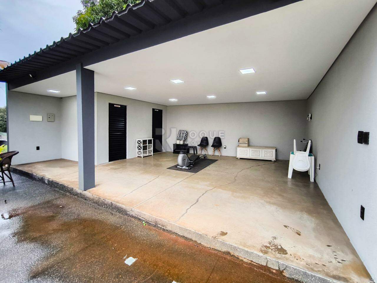Casa em condomínio à venda no bairro Estância Eldorado: RANCHO
