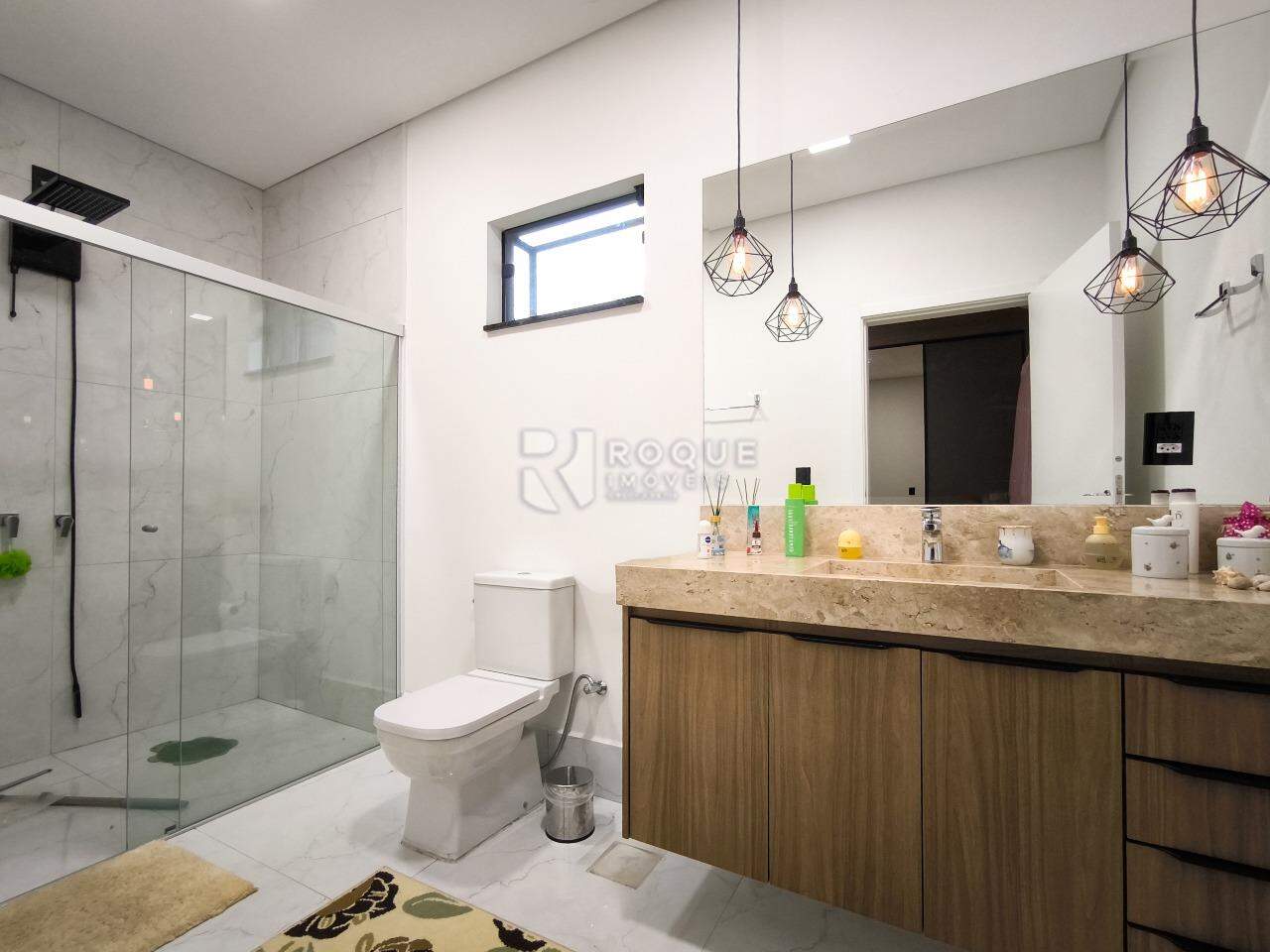 Casa em condomínio à venda no bairro Estância Eldorado: WC SUÍTE 2