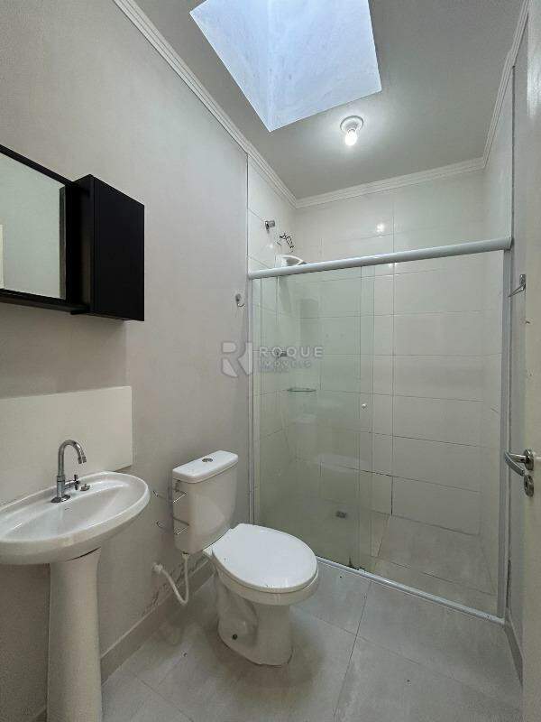 Kitnet para aluguel no bairro Jardim Residencial Village: WC social 