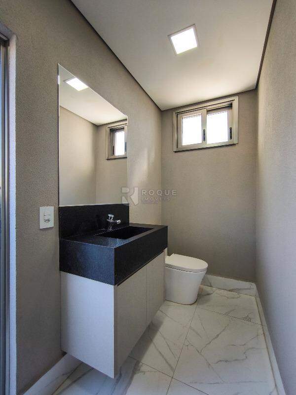 Casa em condomínio à venda no bairro Villaggio San Pietro: BANHEIRO SOCIAL ÁREA DE LAZER