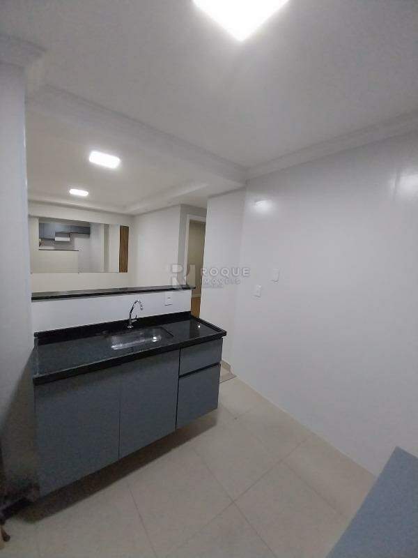 Apartamento à venda no bairro Residencial Morada das Acácias: COZINHA