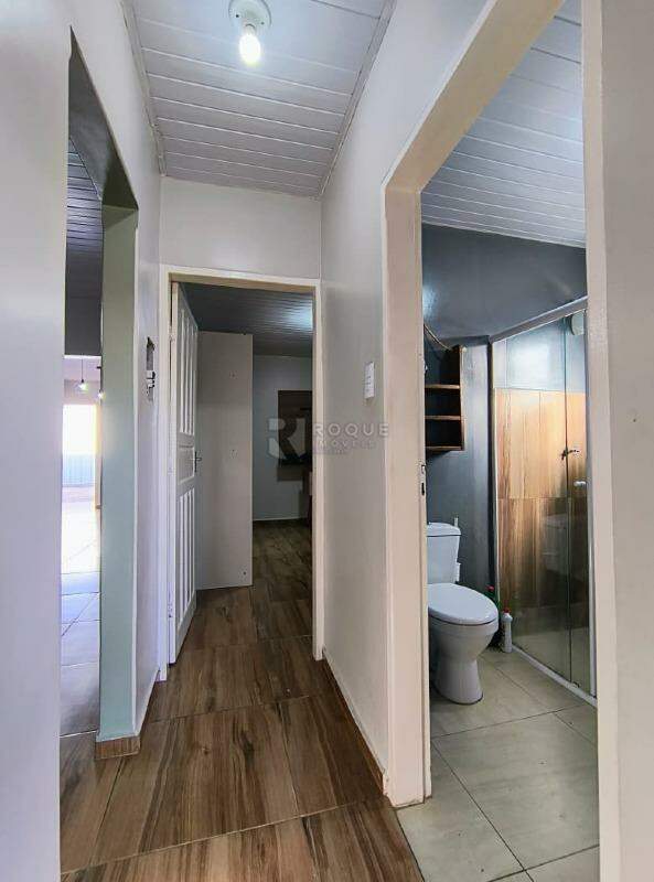 Casa Residencial para aluguel no bairro Jardim Nereide: Hall 