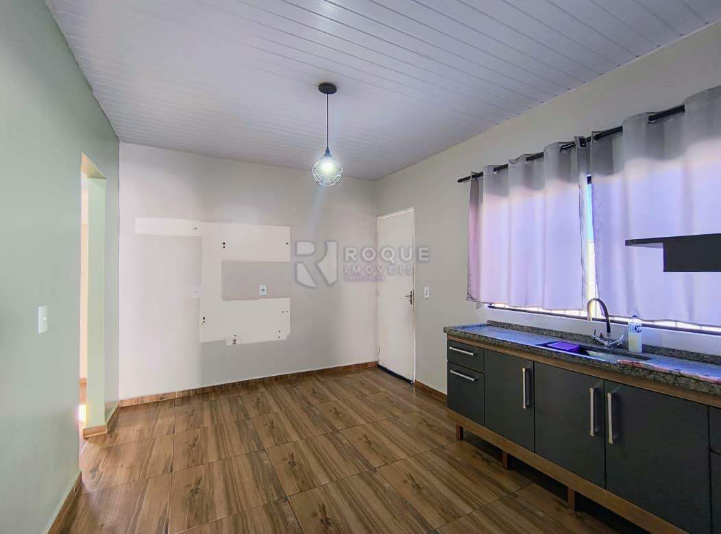 Casa Residencial para aluguel no bairro Jardim Nereide: Cozinha 