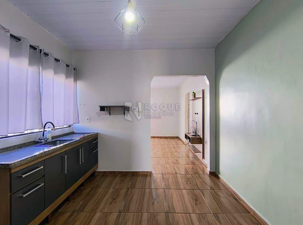 Casa Residencial para aluguel no bairro Jardim Nereide: Cozinha 