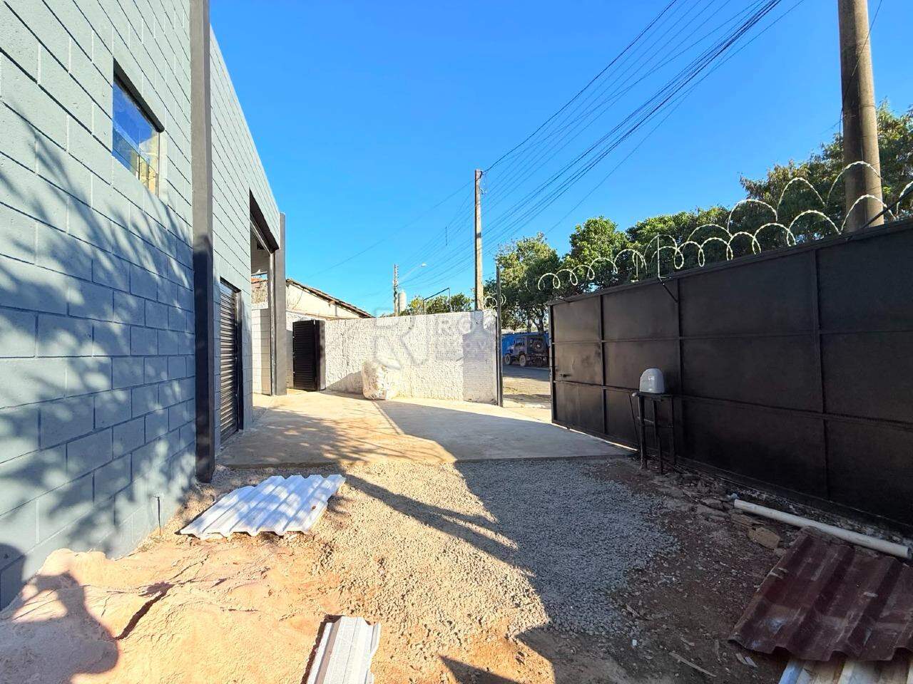 Barracão/Galpão para aluguel no bairro Jardim Novo Horizonte: Frente