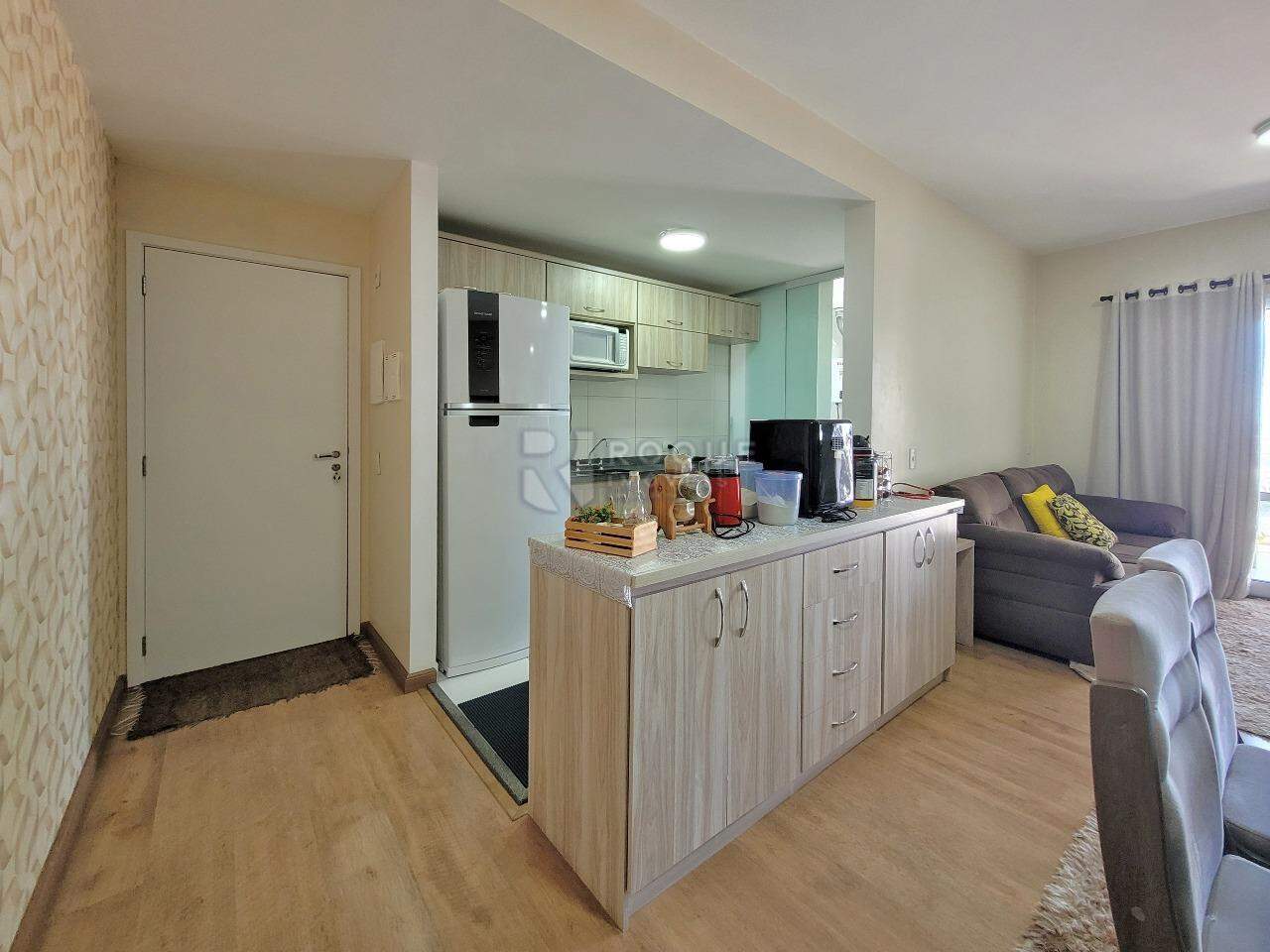 Apartamento à venda no bairro Vila Santa Rosália: Cozinha
