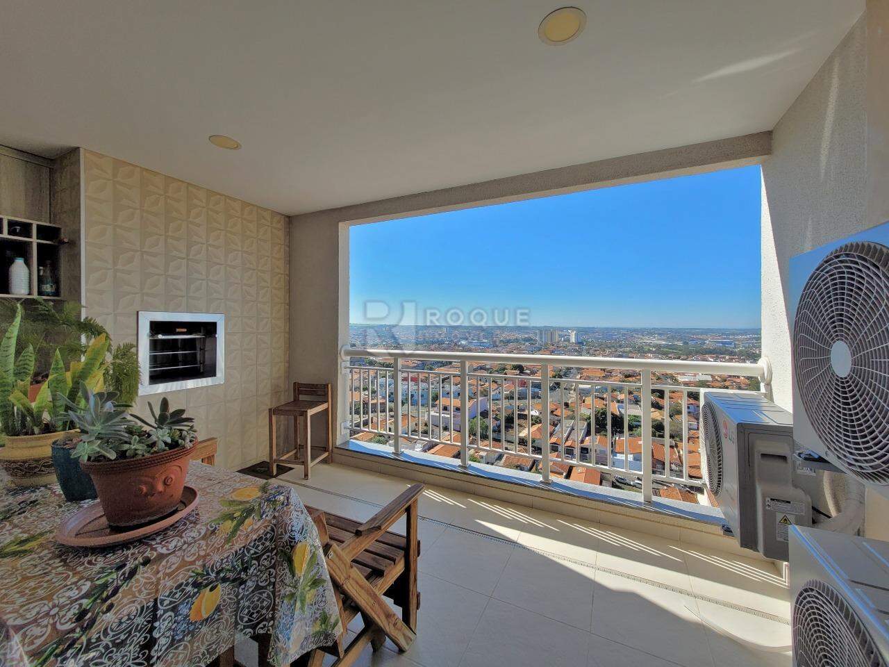 Apartamento à venda no bairro Vila Santa Rosália: Varanda Gourmet