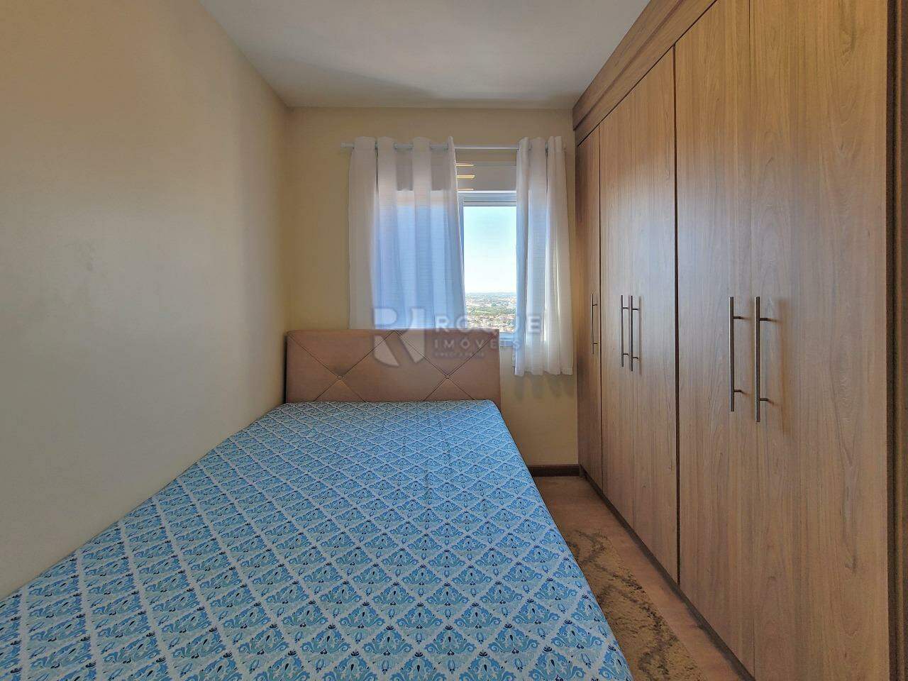 Apartamento à venda no bairro Vila Santa Rosália: Dormitório 1