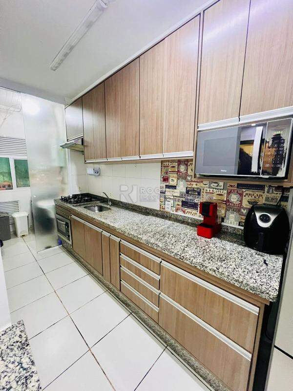 Apartamento à venda no bairro Jardim Esmeralda: 