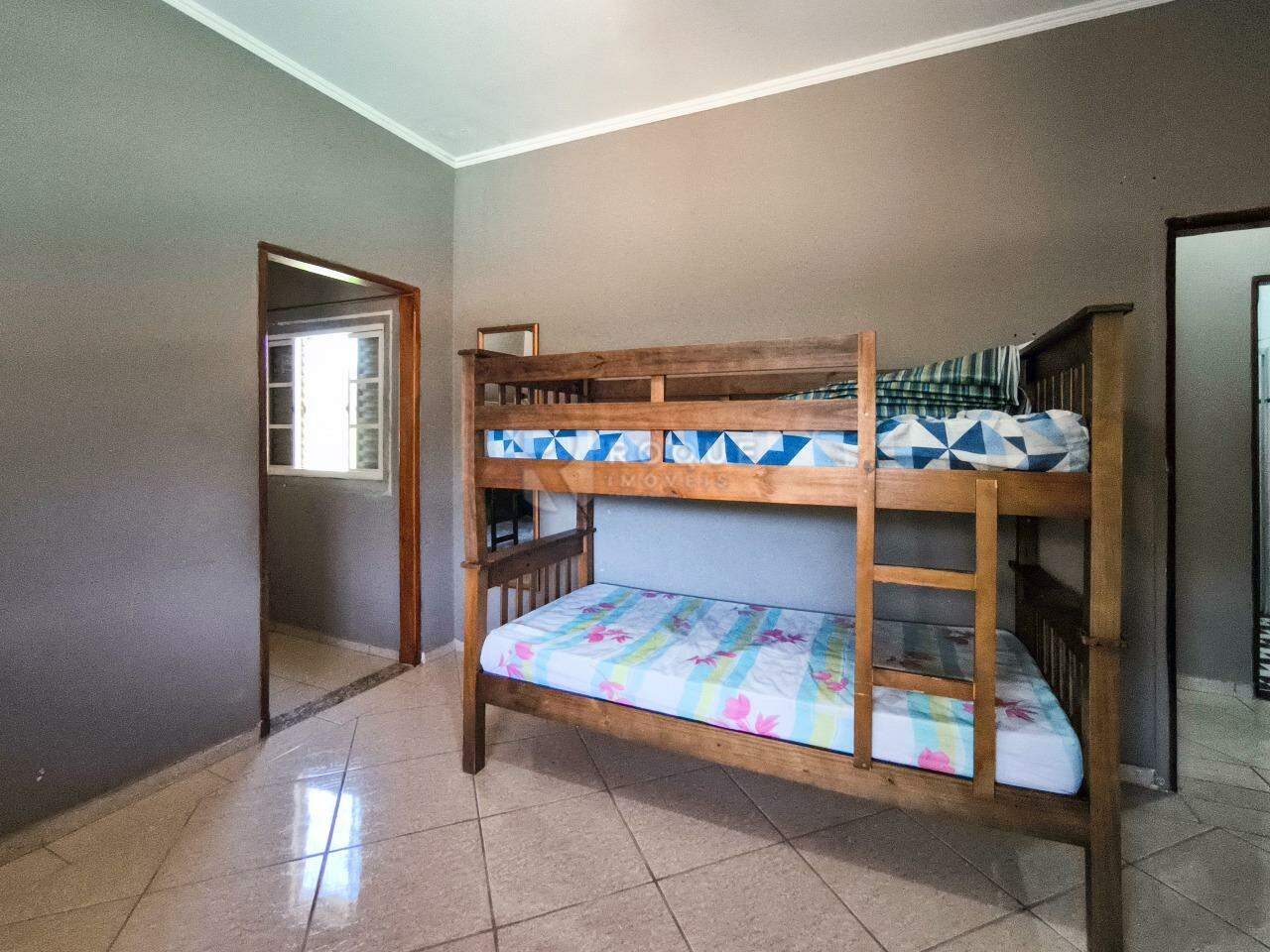 Chácara à venda no bairro Bairro dos Pires: SUÍTE