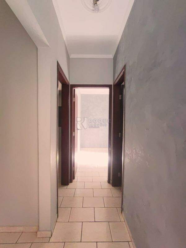 Casa Residencial para aluguel no bairro Jardim Residencial Regina Bastelli: Hall