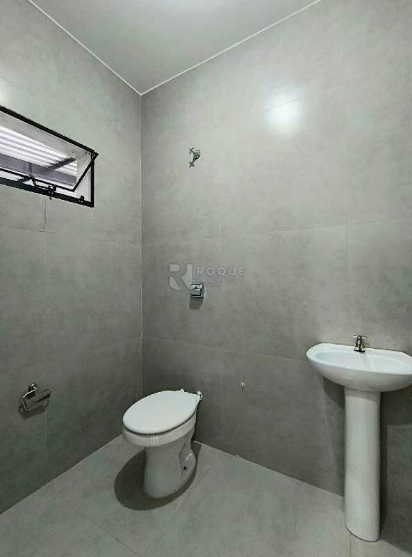 Salão para aluguel no bairro Vila Teixeira Marques: Wc social 03 sala superior 
