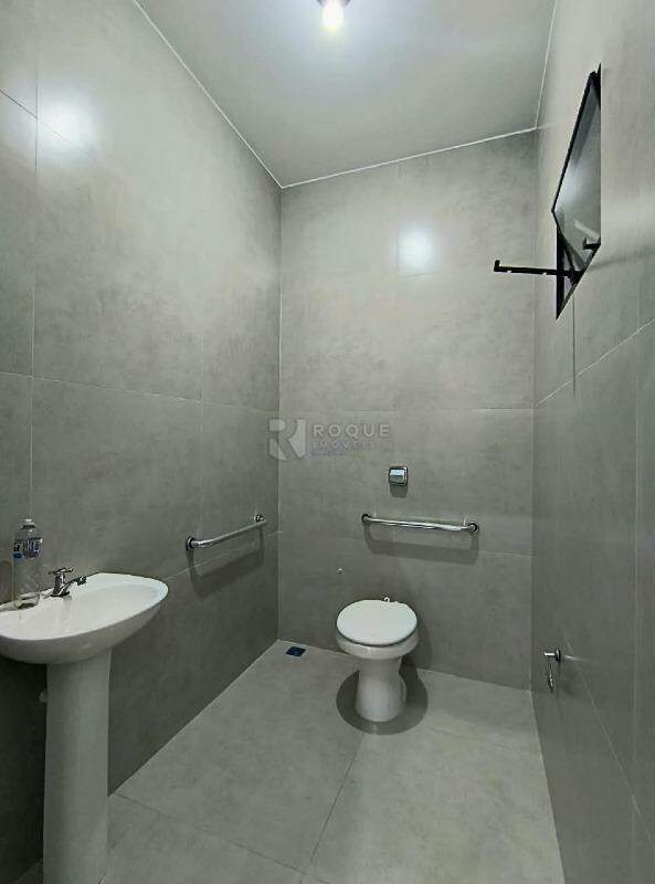 Salão para aluguel no bairro Vila Teixeira Marques: Wc social 