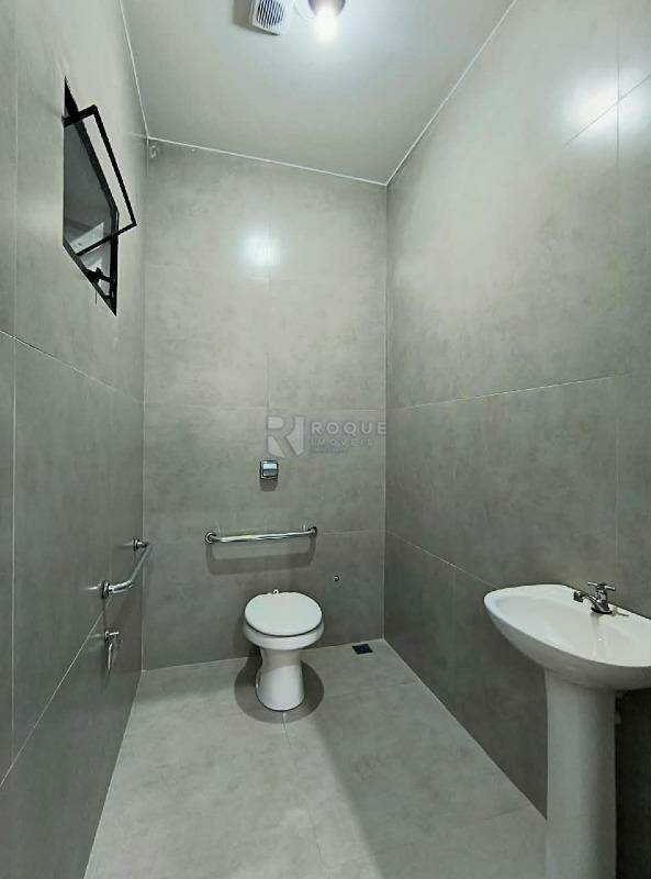 Salão para aluguel no bairro Vila Teixeira Marques: Wc social 01