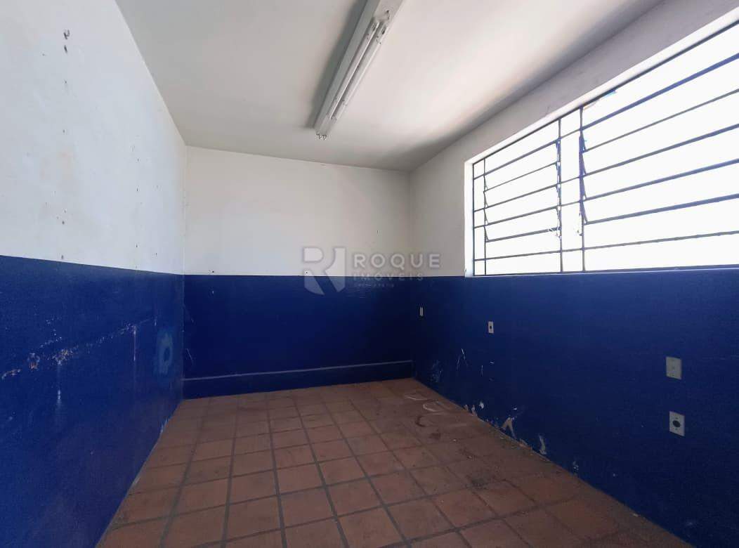 Barracão/Galpão para aluguel no bairro Vila Nova: Sala 03