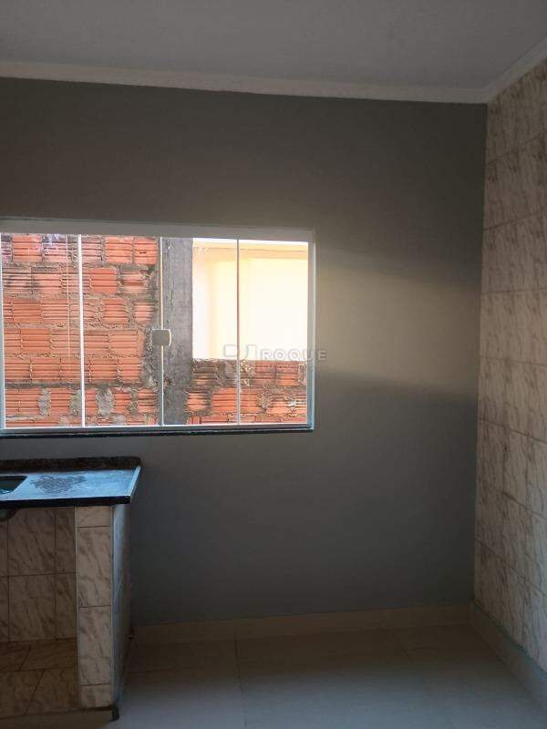 Casa Residencial à venda no bairro Parque Hippolyto: Cozinha superior