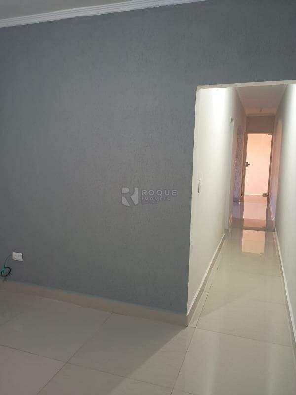 Casa Residencial à venda no bairro Parque Hippolyto: Sala Superior