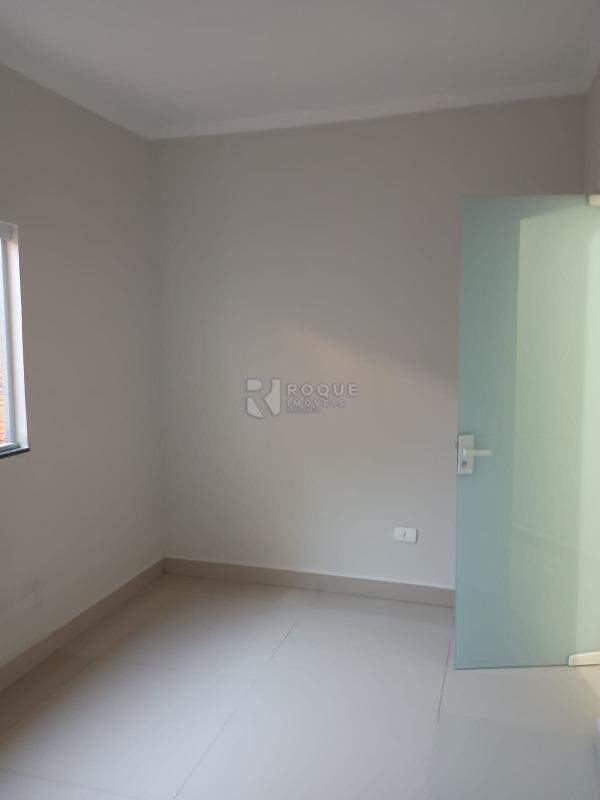 Casa Residencial à venda no bairro Parque Hippolyto: Dormitorio superior