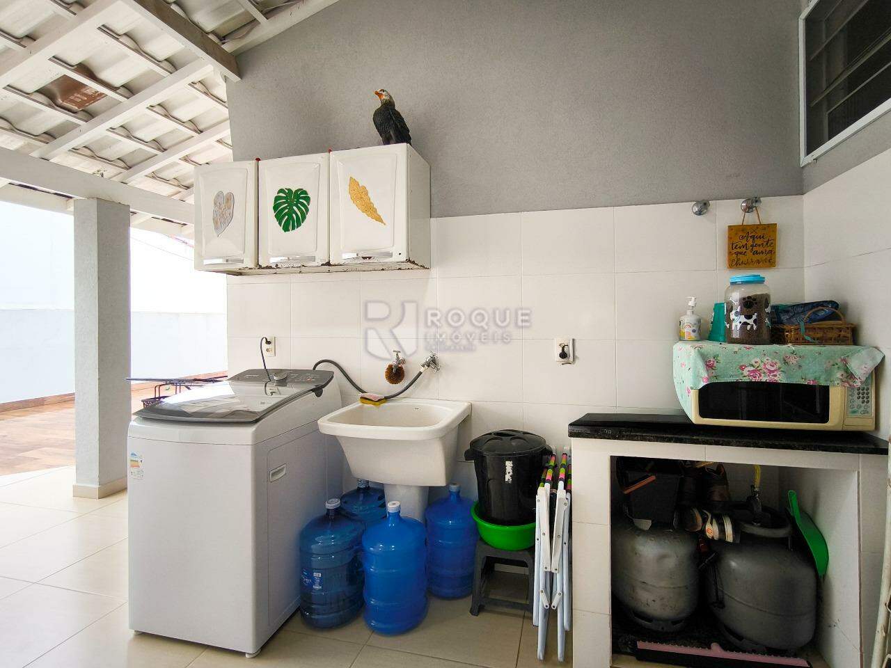 Casa Residencial à venda no bairro Vila Cristovam: LAVANDERIA