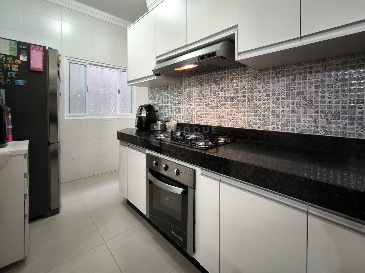 Casa Residencial à venda no bairro Vila Cristovam: COZINHA