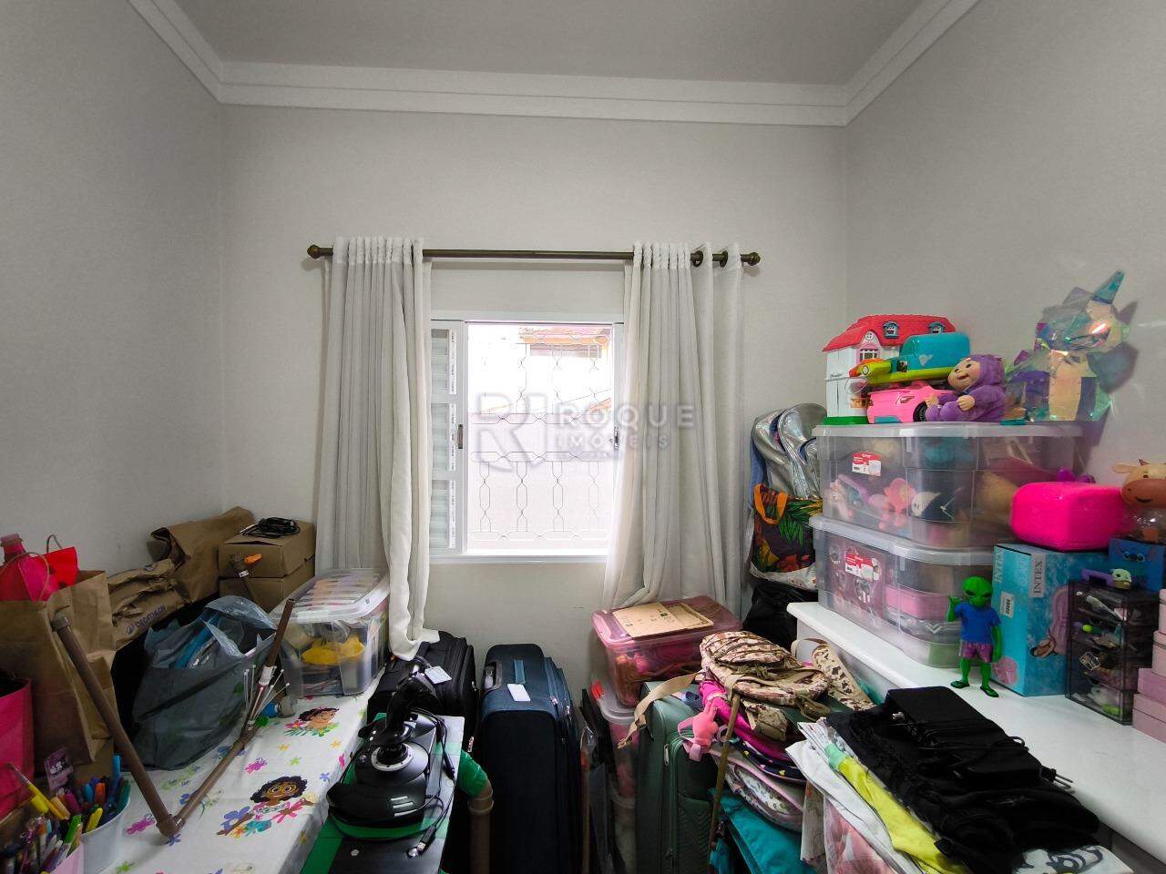 Casa Residencial à venda no bairro Vila Cristovam: DORMITÓRIO 2