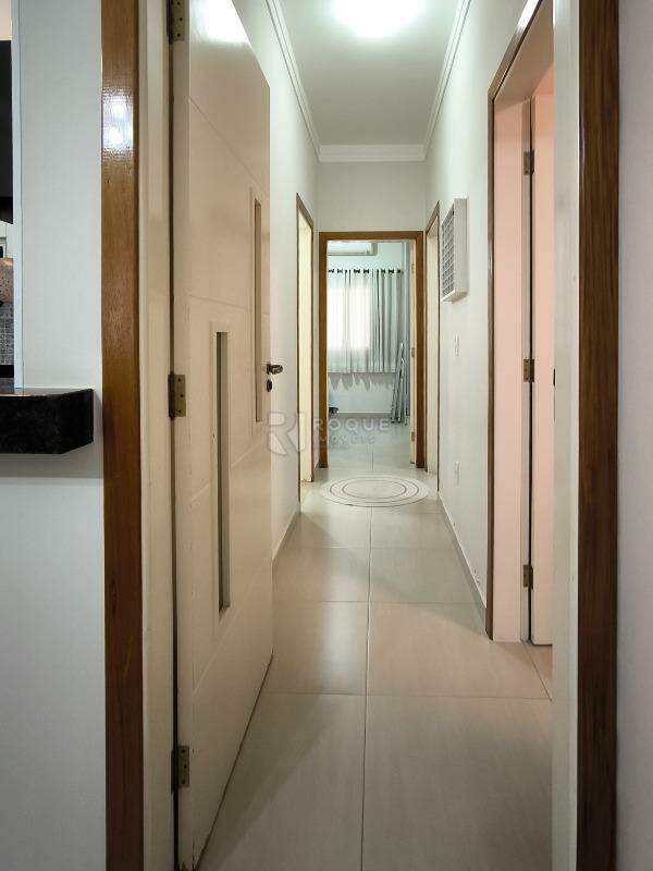 Casa Residencial à venda no bairro Vila Cristovam: