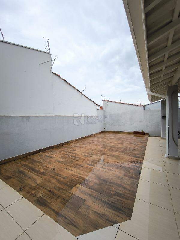 Casa Residencial à venda no bairro Vila Cristovam: QUINTAL