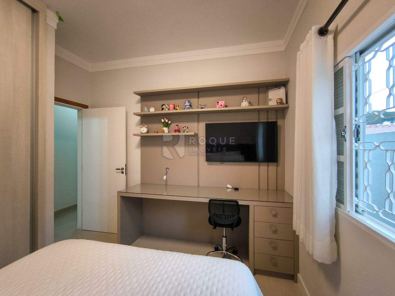 Casa Residencial à venda no bairro Vila Cristovam: DORMITÓRIO 1