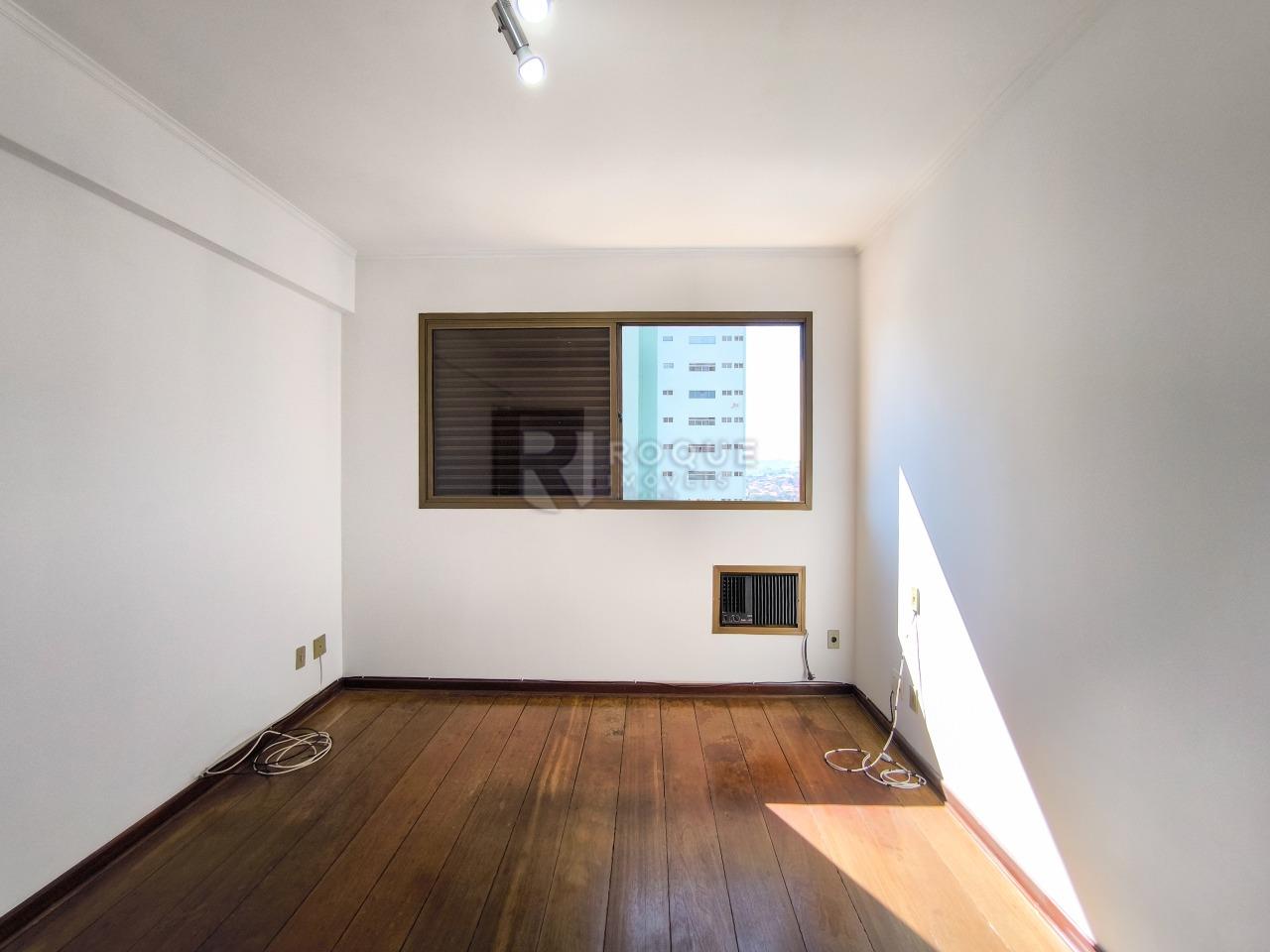 Apartamento à venda no bairro Centro: SUÍTE