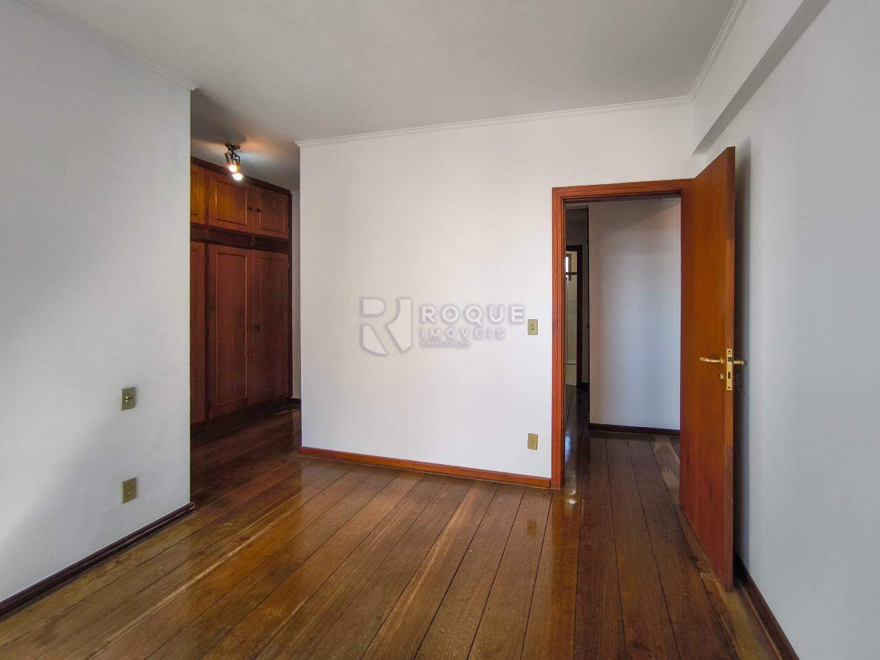 Apartamento à venda no bairro Centro: SUÍTE