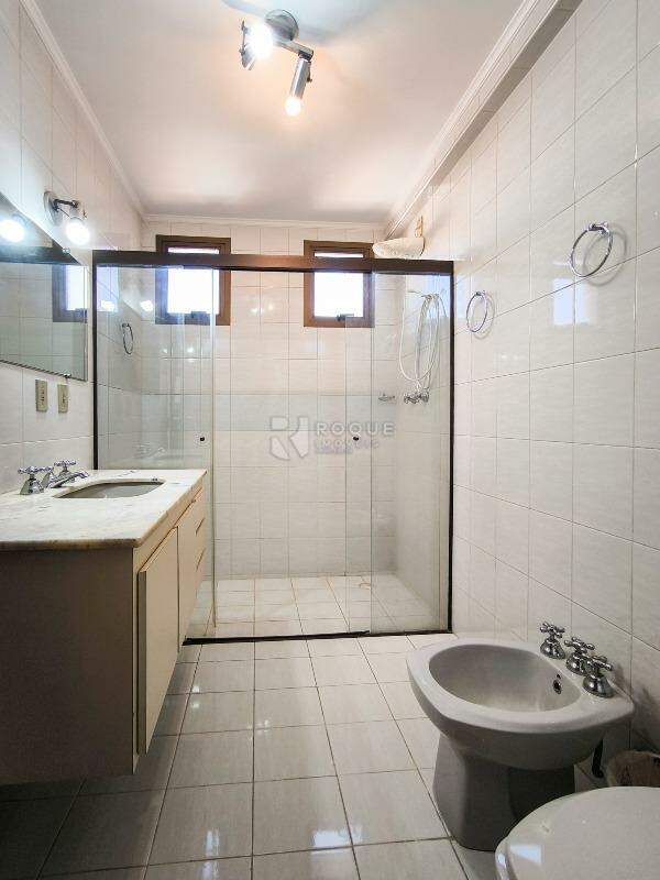Apartamento à venda no bairro Centro: BANHEIRO SOCIAL