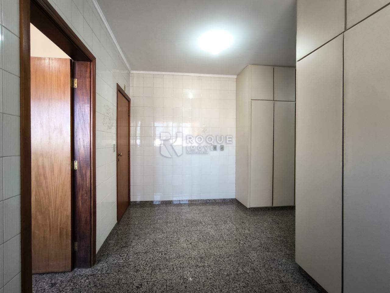 Apartamento à venda no bairro Centro: COZINHA