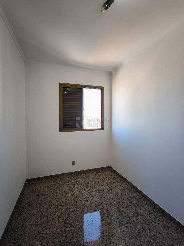 Apartamento à venda no bairro Centro: DESPEJO