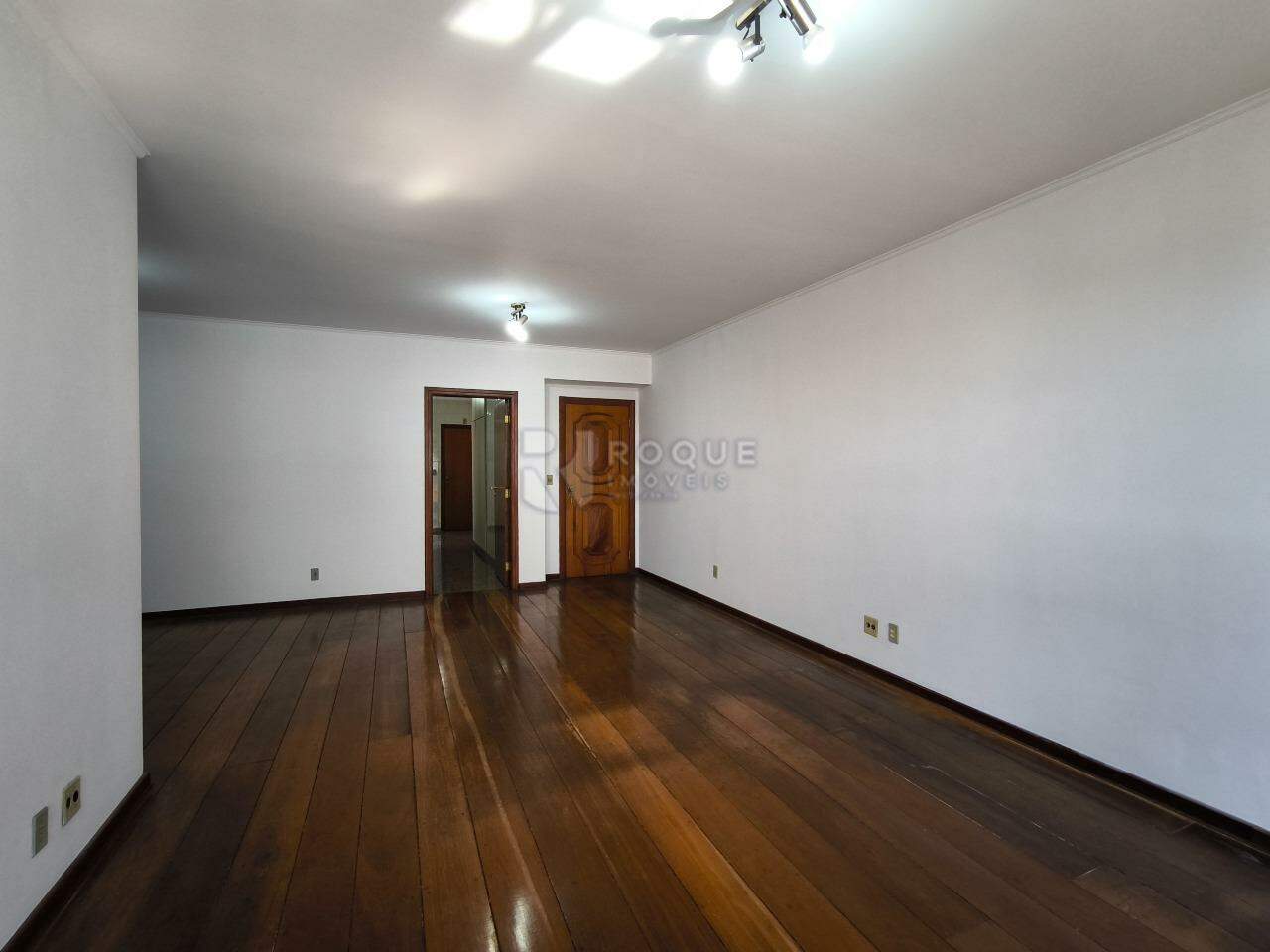Apartamento à venda no bairro Centro: SALA DE ESTAR