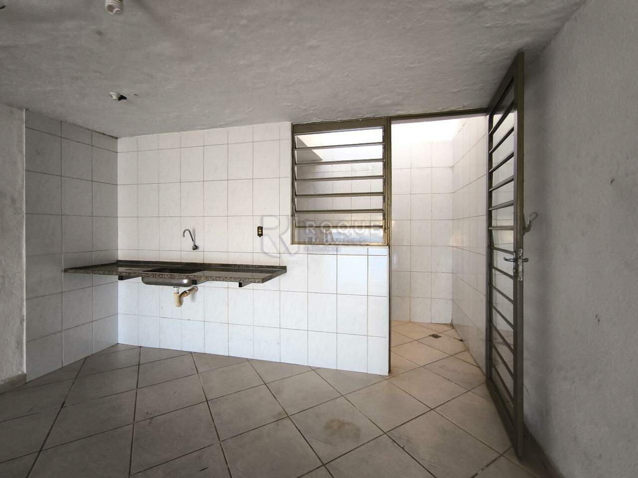 Casa Residencial à venda no bairro Jardim Residencial Graminha II: LAVATÓRIO