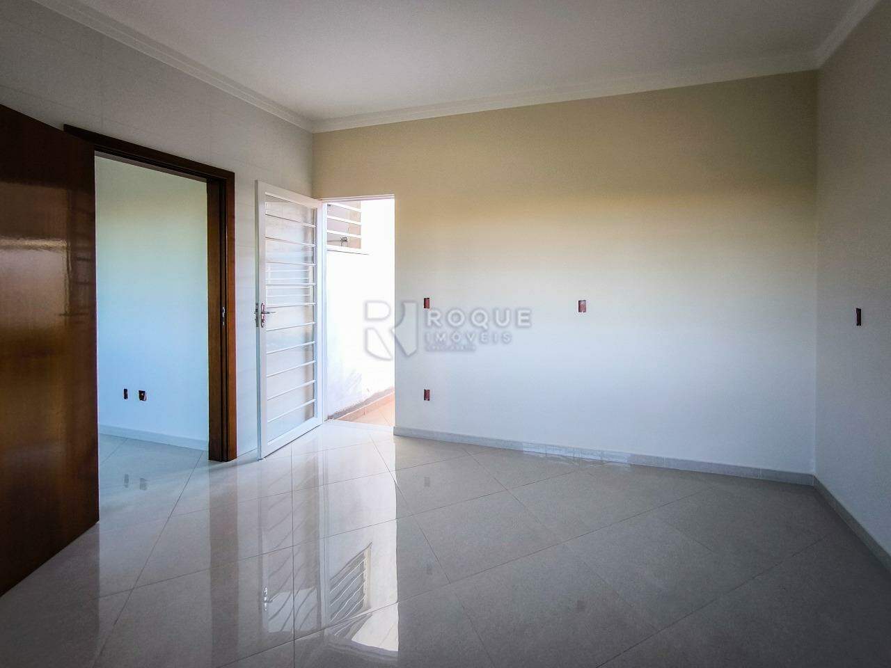 Casa Residencial à venda no bairro Jardim Residencial Graminha II: COZINHA