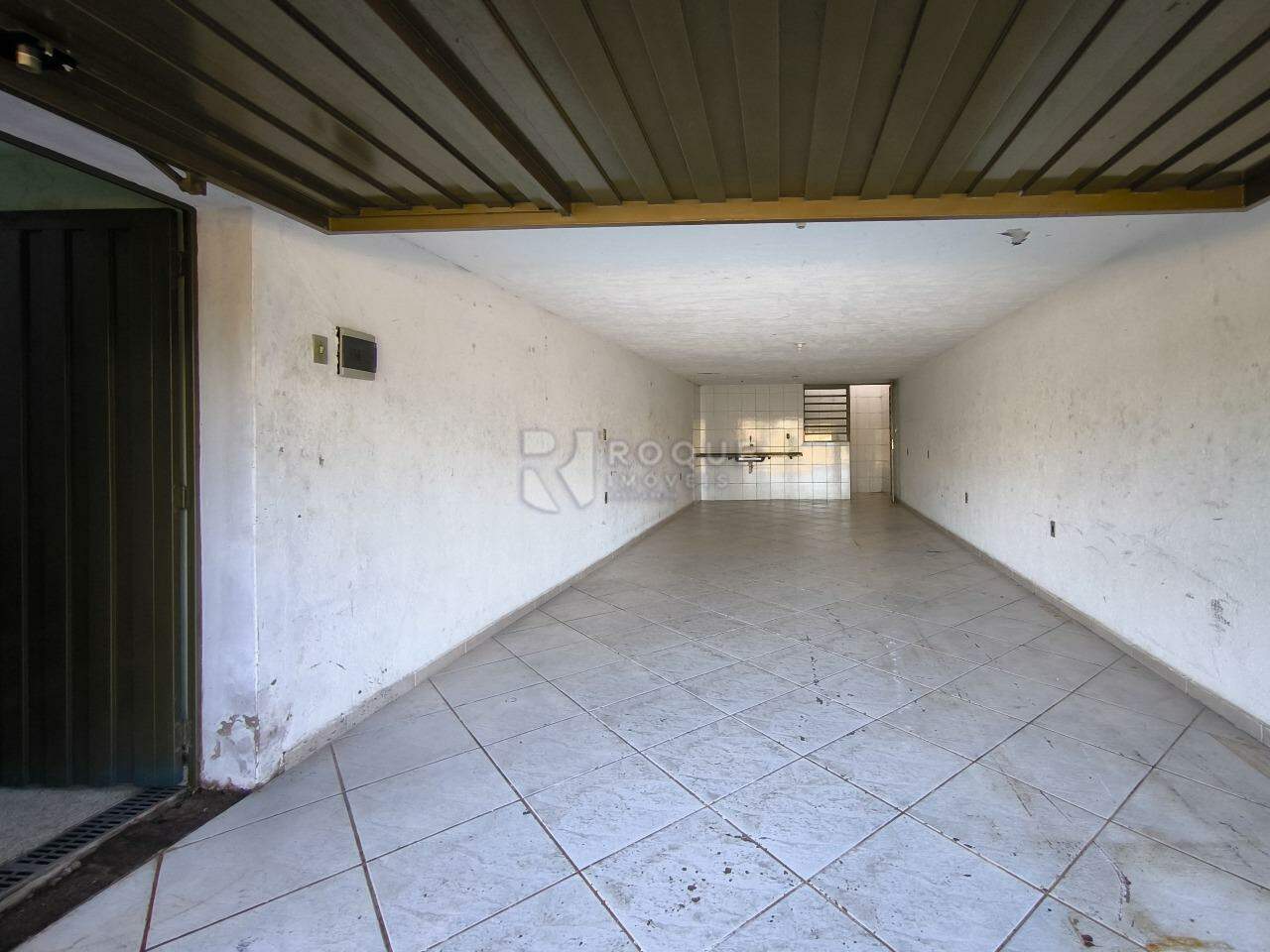 Casa Residencial à venda no bairro Jardim Residencial Graminha II: GARAGEM