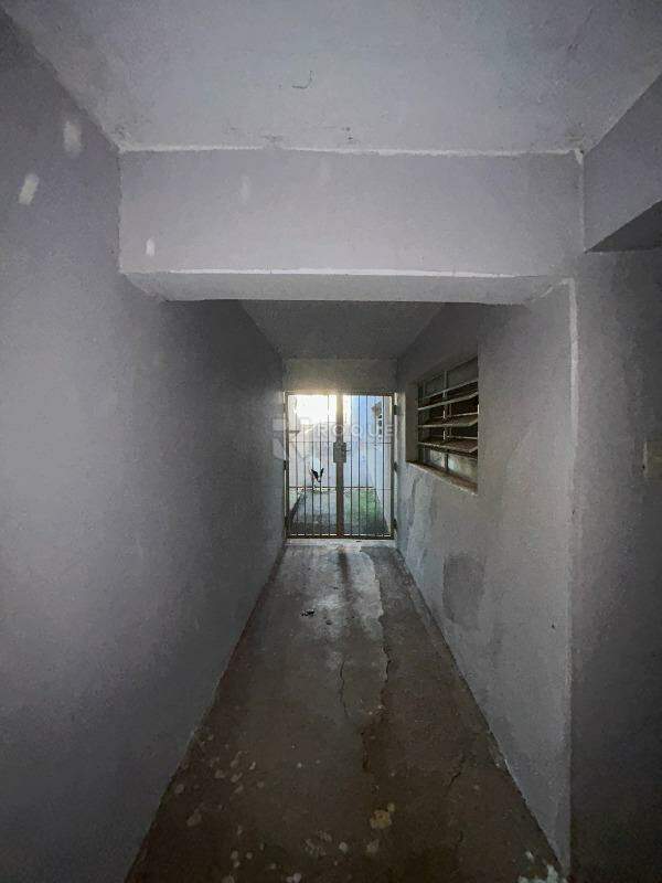 Barracão/Galpão para aluguel no bairro Vila Cidade Jardim: Sala subsolo
