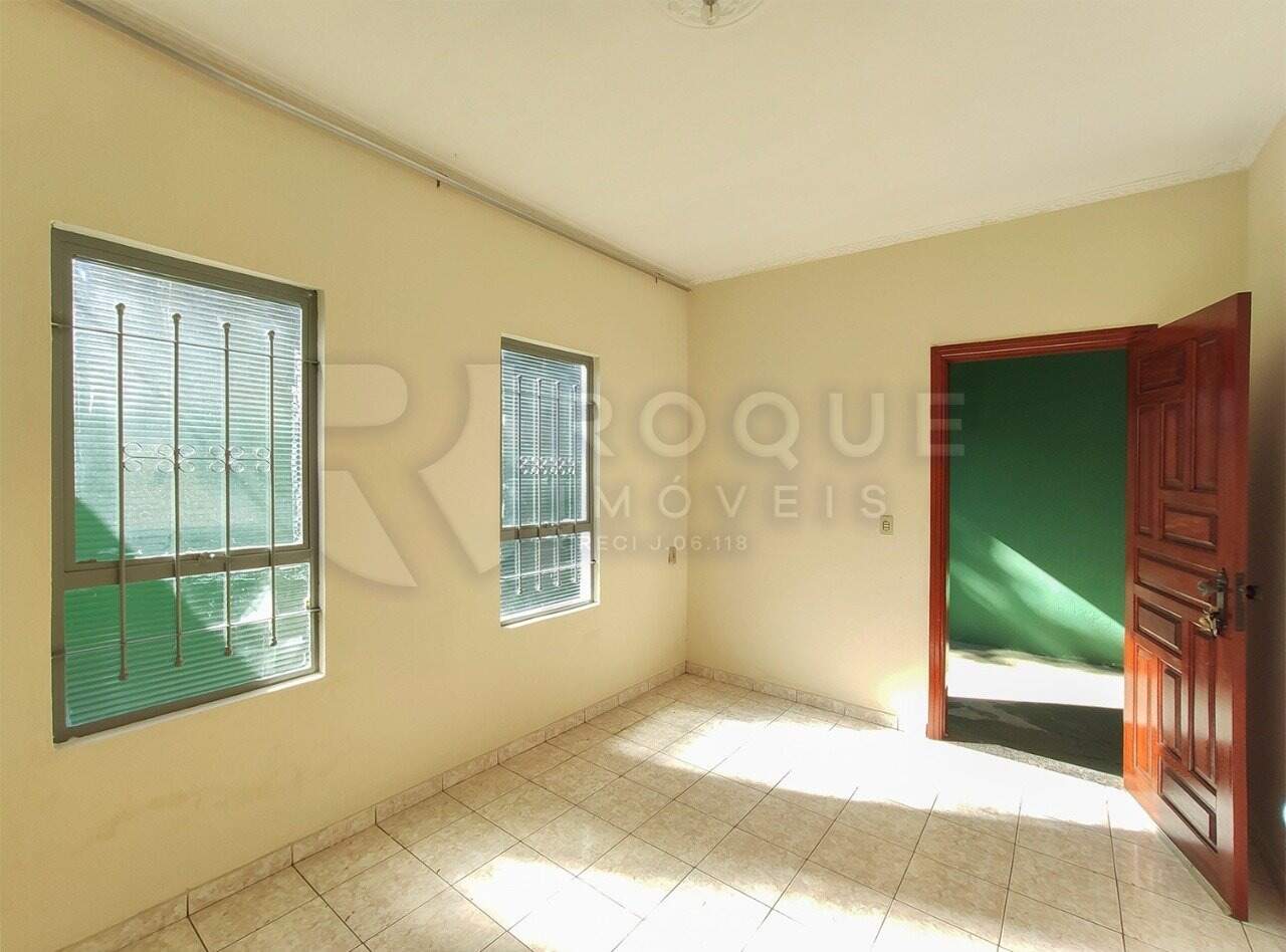 Casa Residencial para aluguel no bairro Jardim Residencial Dona Santina Paroli Peccinini: Sala