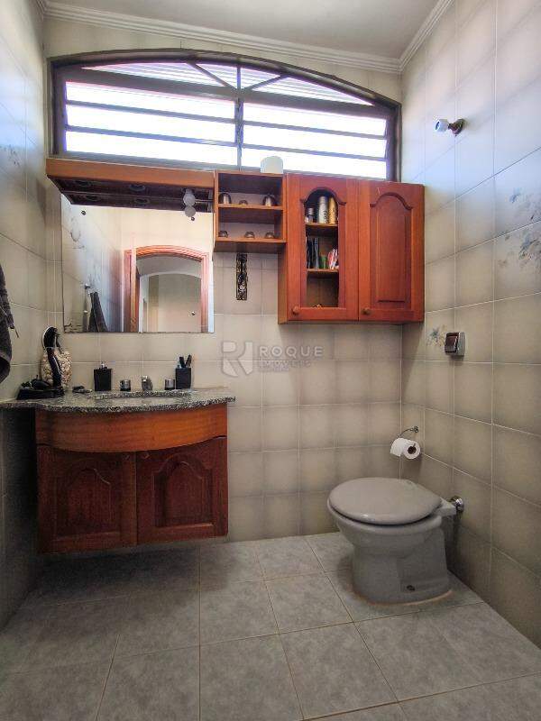 Casa Residencial à venda no bairro Jardim Santo André: BANHEIRO SOCIAL