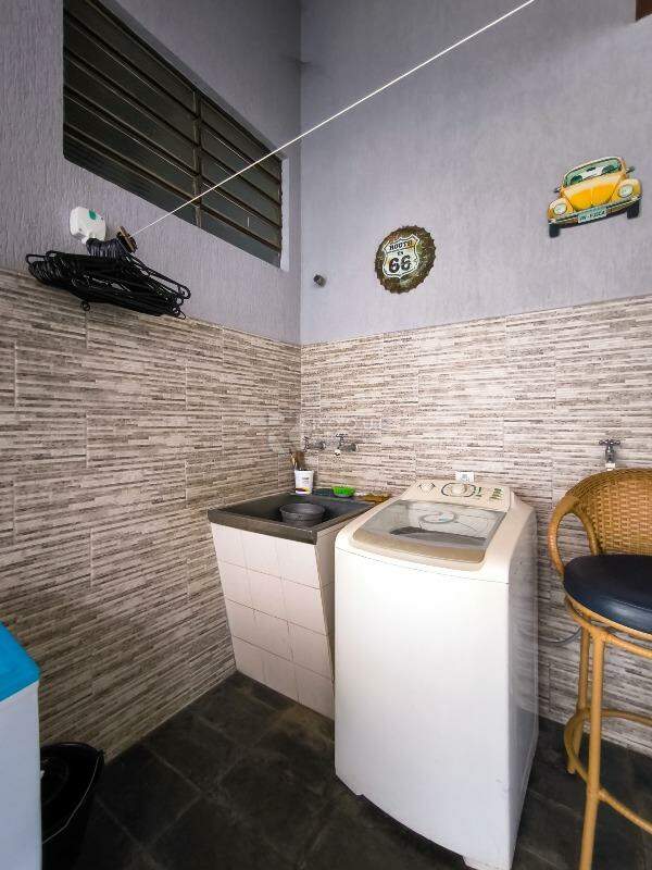 Casa Residencial à venda no bairro Jardim Santo André: LAVANDERIA