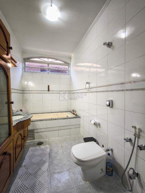 Casa Residencial à venda no bairro Jardim Santo André: WC SUÍTE