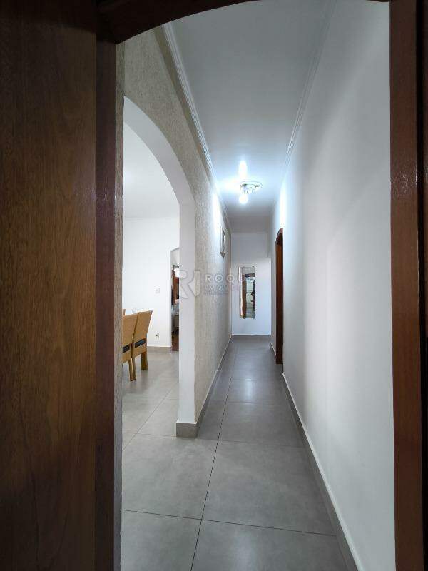 Casa Residencial à venda no bairro Jardim Santo André: ÁREA DE CIRCULAÇÃO