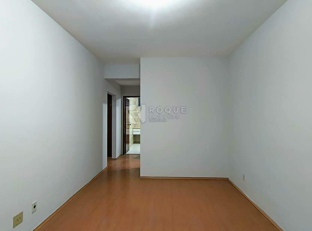 Apartamento para aluguel no bairro Centro: Dormitório 03 suíte