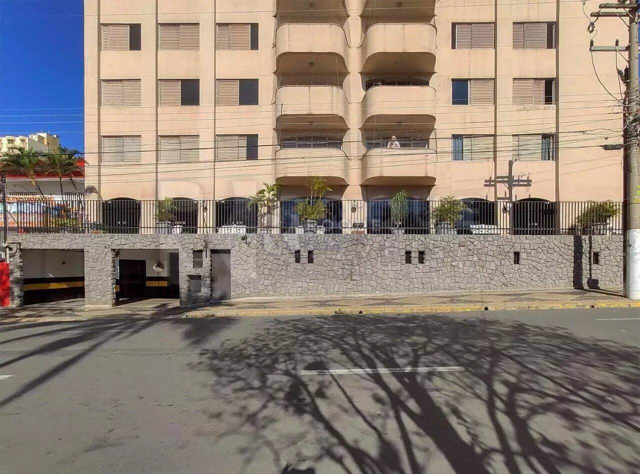 Apartamento para aluguel no bairro Centro: Fachada