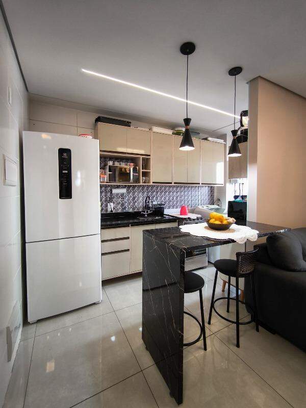 Apartamento à venda no bairro Chácara Boa Vista da Graminha: COZINHA