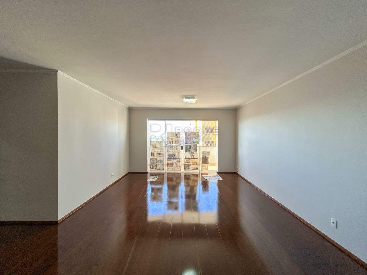 Apartamento à venda no bairro Centro: Sala